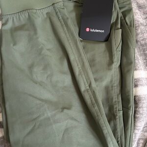 Lululemon abc jogger shorter size S